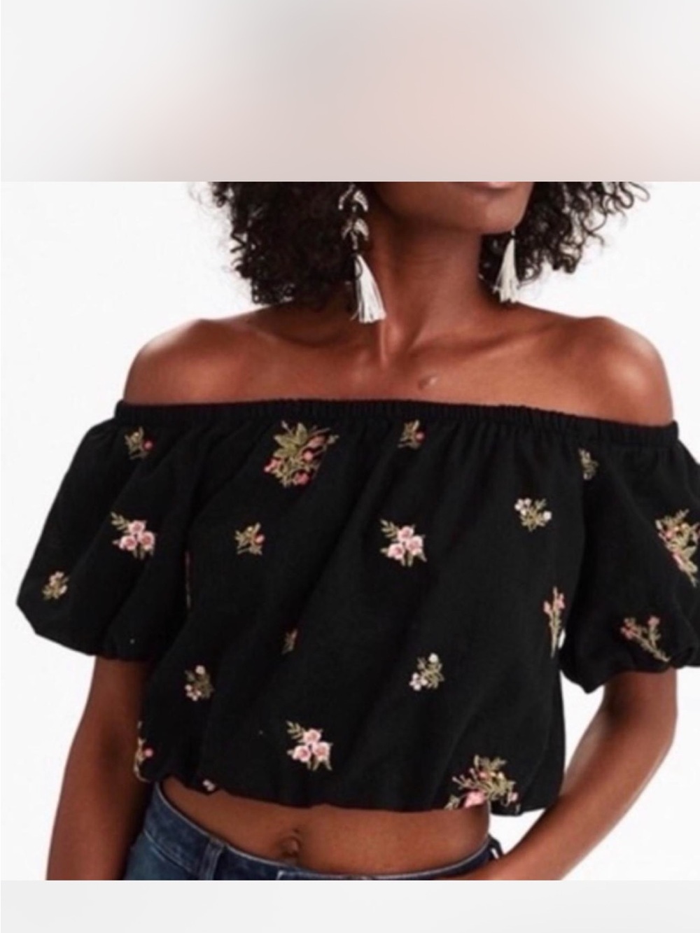 American Eagle Off Shoulder Black Floral Crop Top Puff Sleeves S EUC